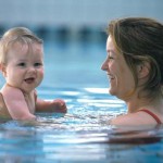 Первый раз в бассейне. 8 советов для родителей.